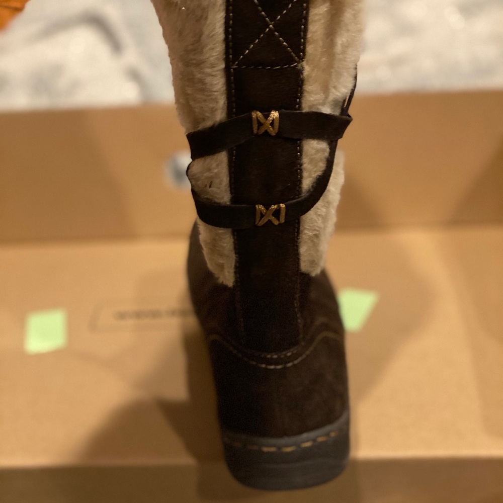 Bass water resistant boot
